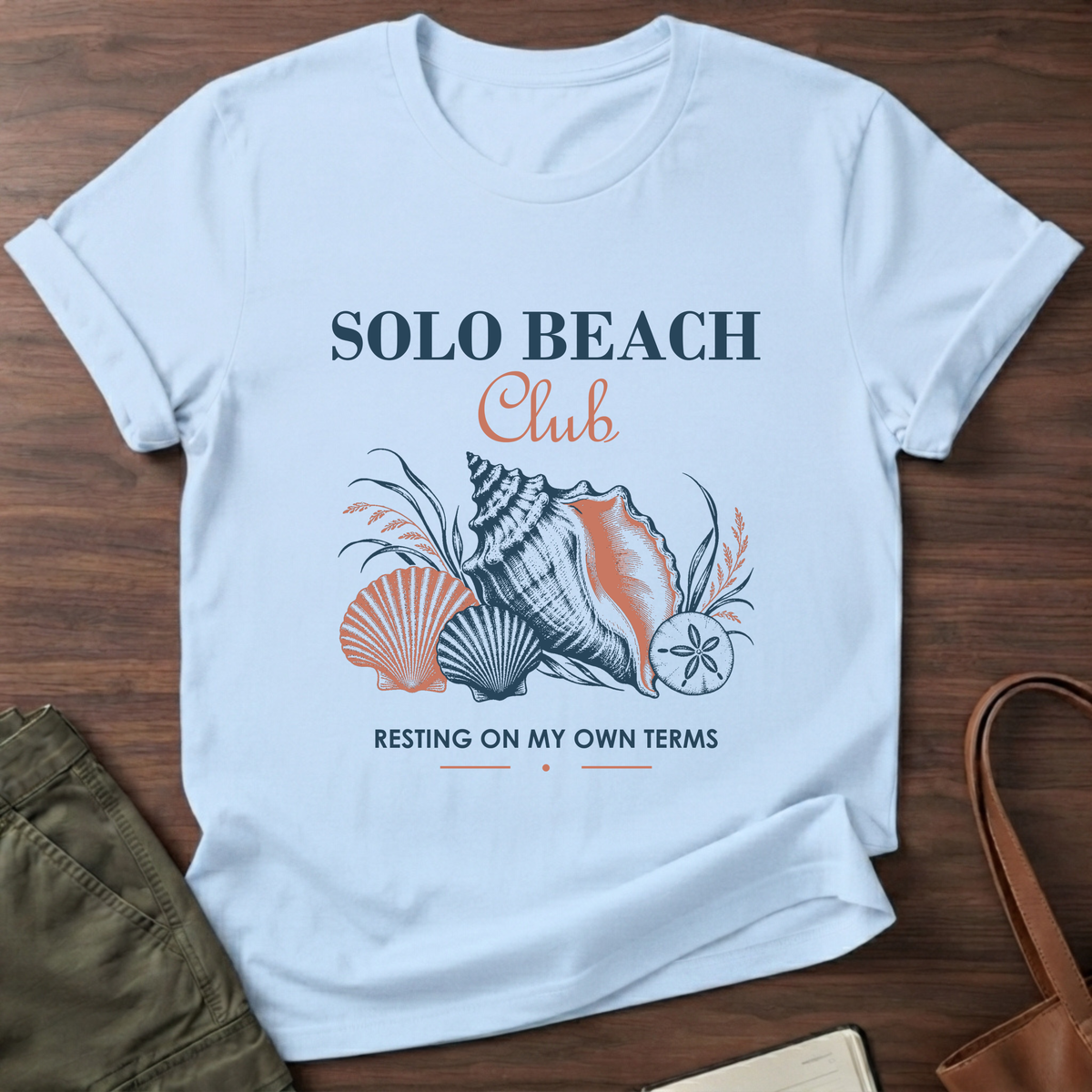 Solo Beach Club T-Shirt in Light Blue